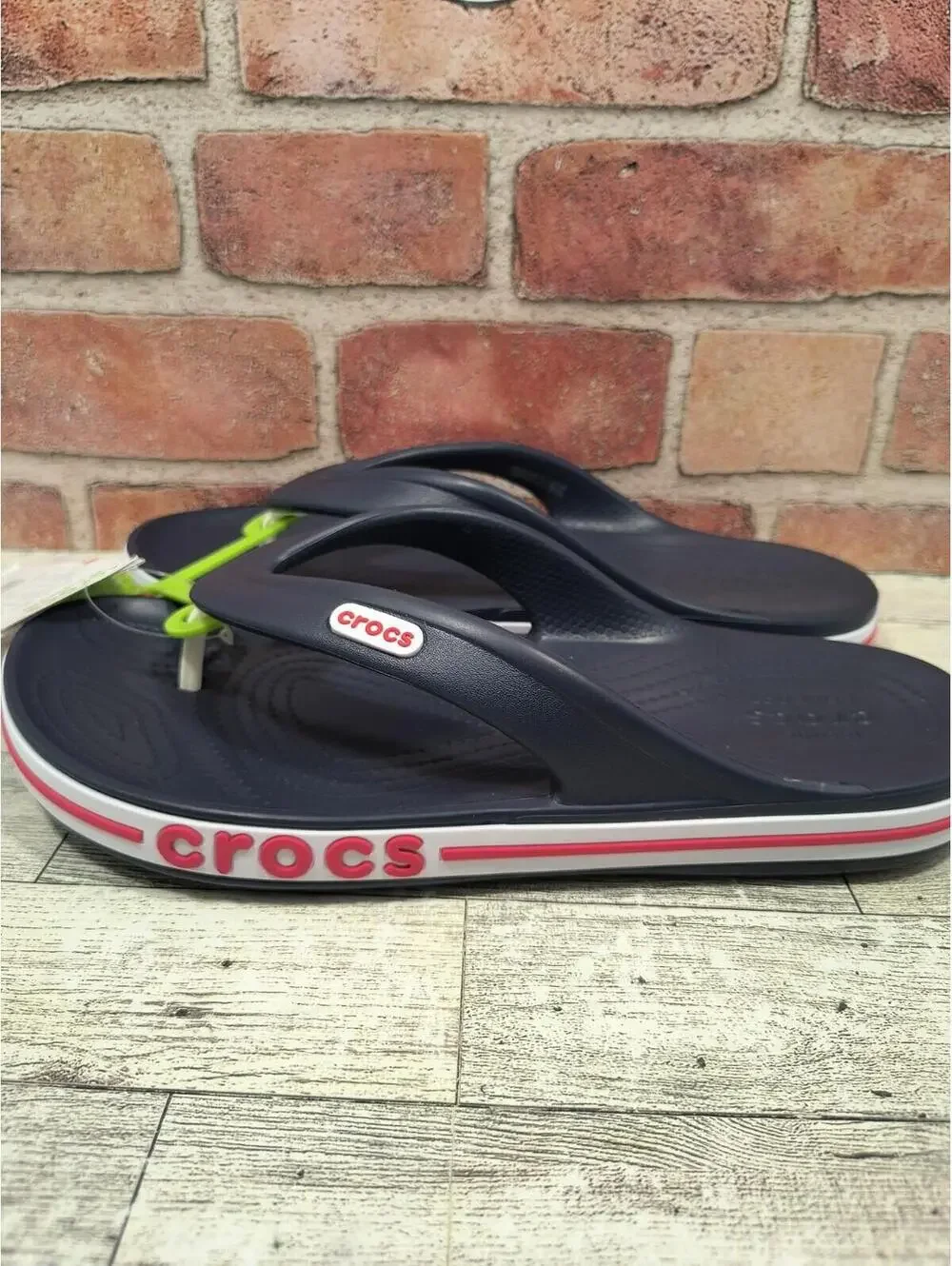 Crocs Bayaband Flip Size M6/W8 Sandals Patriot Red White Blue 205393-4CC NWT